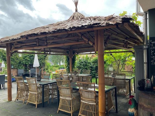 Zu Jeddelohs Lodge Hotel Gladenbach Ngoại thất bức ảnh