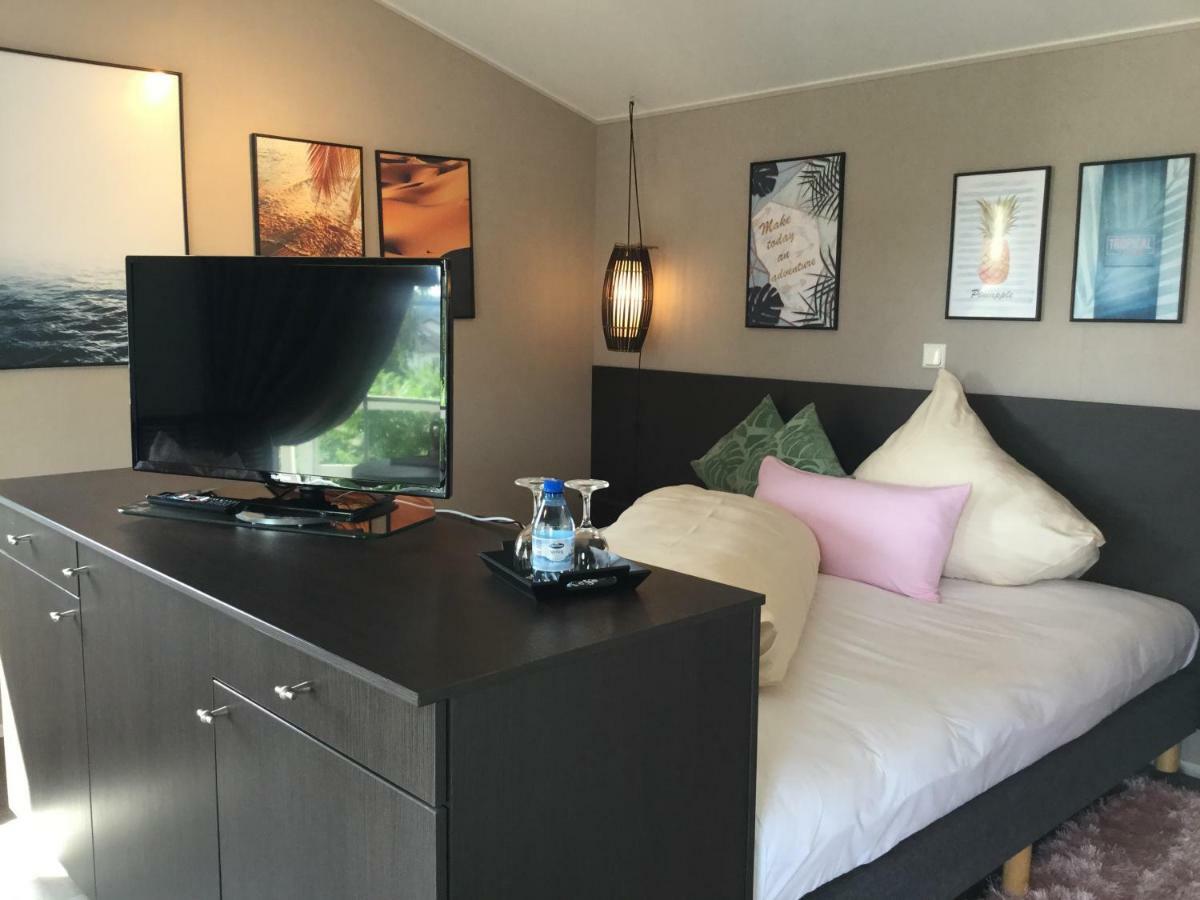 Zu Jeddelohs Lodge Hotel Gladenbach Ngoại thất bức ảnh